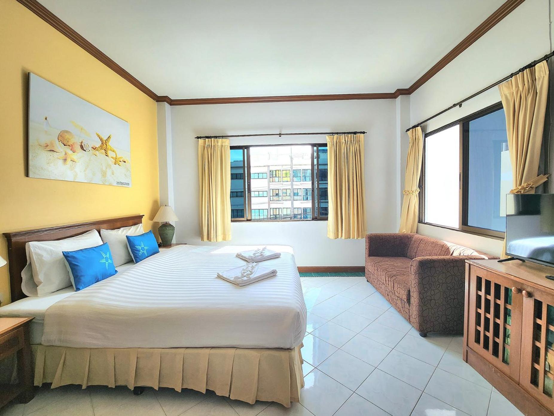 Sea Front Home Hotel - Patong Beach Luaran gambar