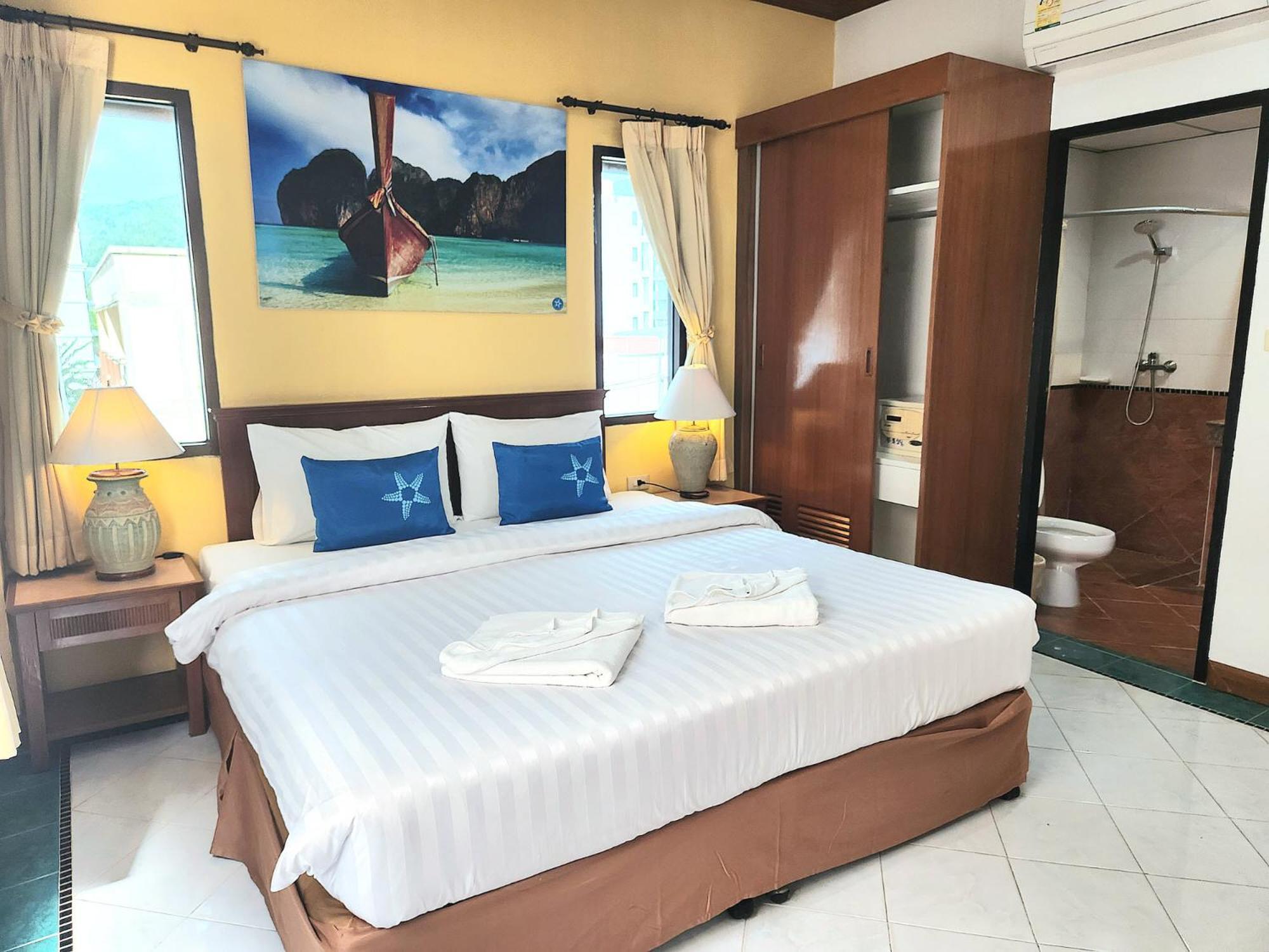 Sea Front Home Hotel - Patong Beach Luaran gambar