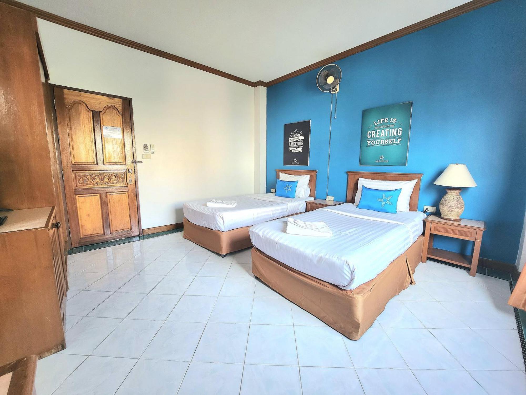 Sea Front Home Hotel - Patong Beach Luaran gambar