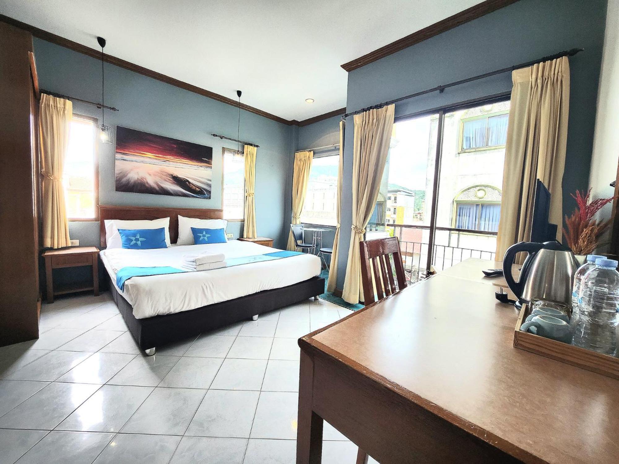 Sea Front Home Hotel - Patong Beach Luaran gambar