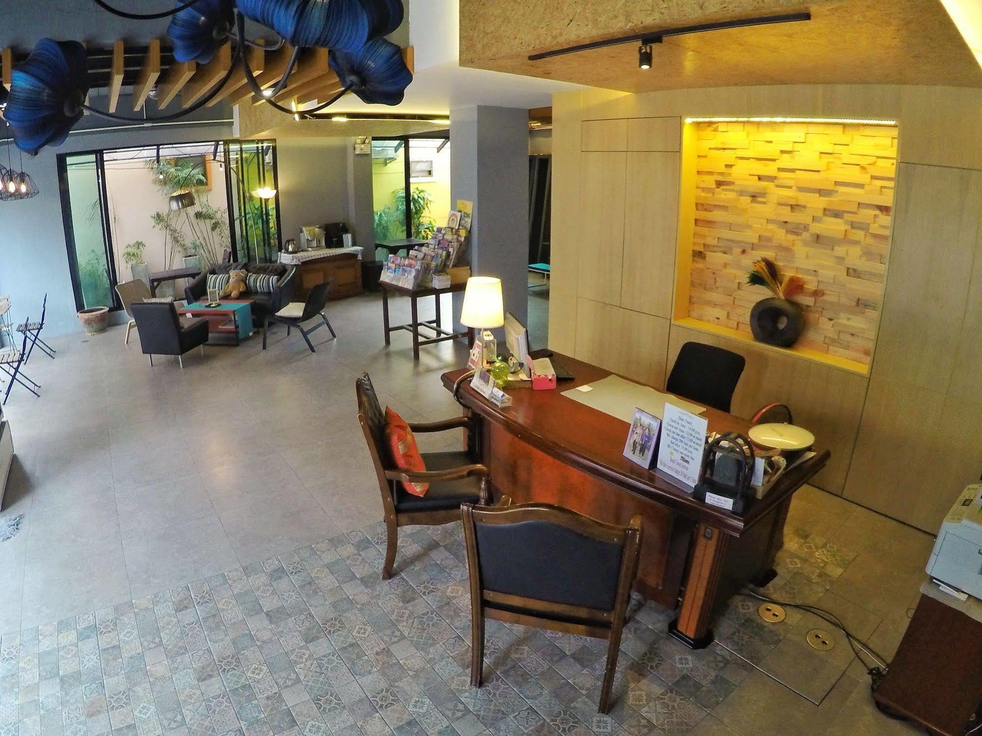 Sea Front Home Hotel - Patong Beach Luaran gambar